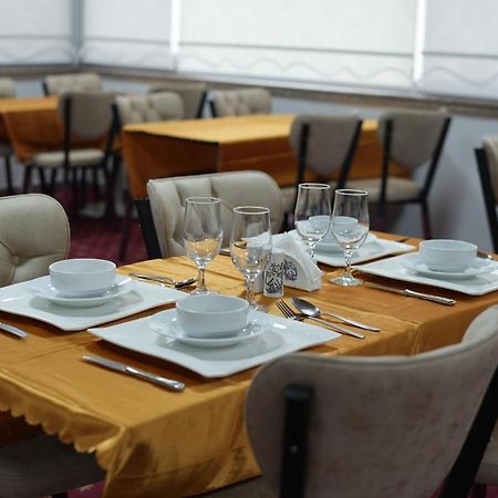 Grand Clover Otel Adana Buitenkant foto