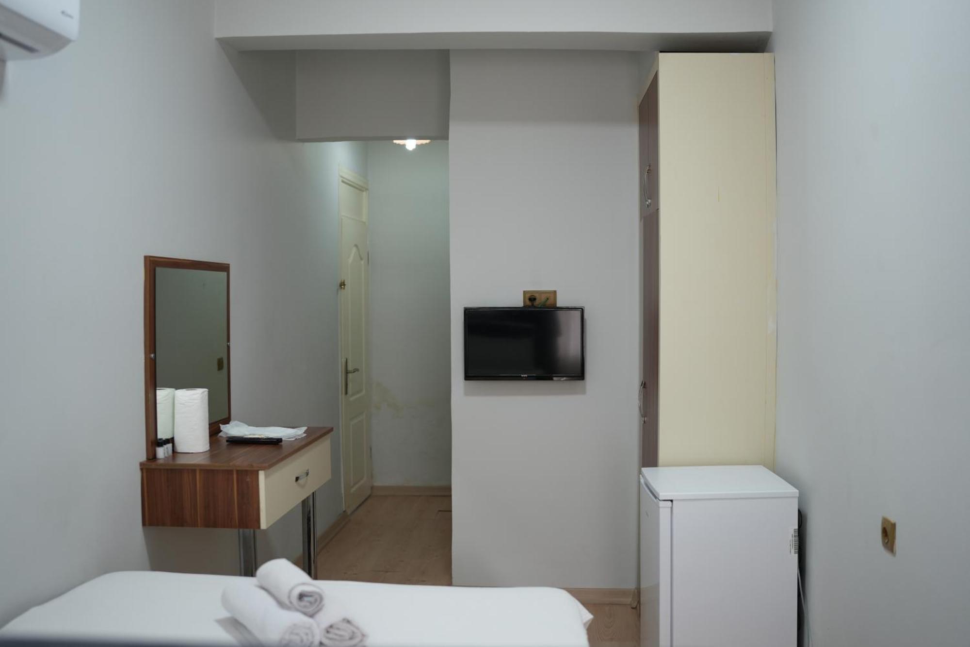 Grand Clover Otel Adana Buitenkant foto