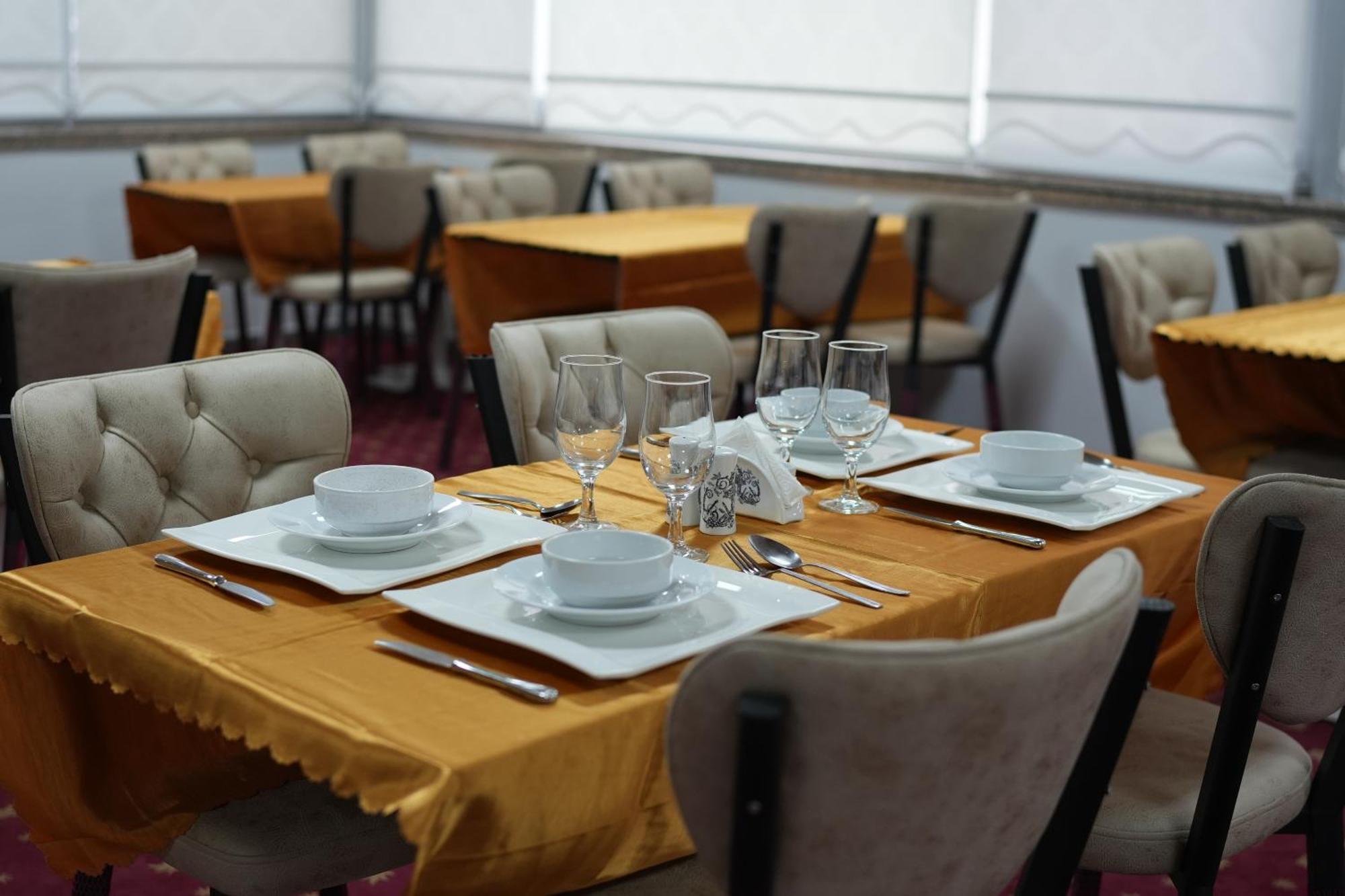 Grand Clover Otel Adana Buitenkant foto